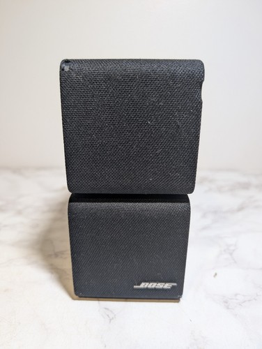 Bose black red line double - 1,