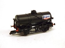 Hornby TT 'Mobil' Tanker Wagon