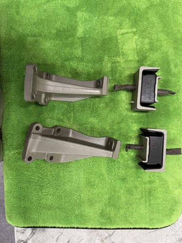 Engine mounts nissan - engine,