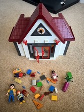 Playmobil City Life School