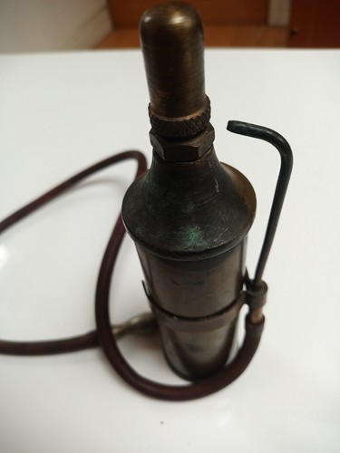 Antique jewellers - antique,