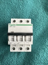 Schneider MCB 32 Amp Triple