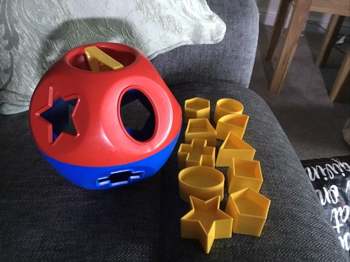 Tupperware shape ball - tupperware, shape-o