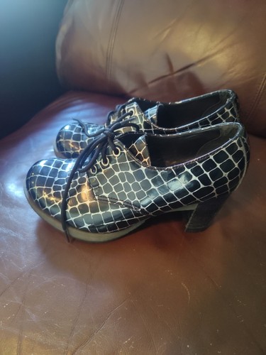 Martens boots womens size 8 - boots,