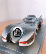 Hot Wheels Batmobile 1/18