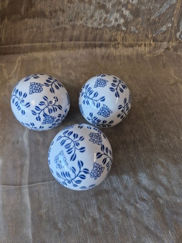 Set blue and white - set,