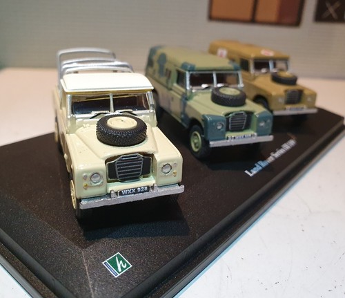 Land rover army series - 1:72,