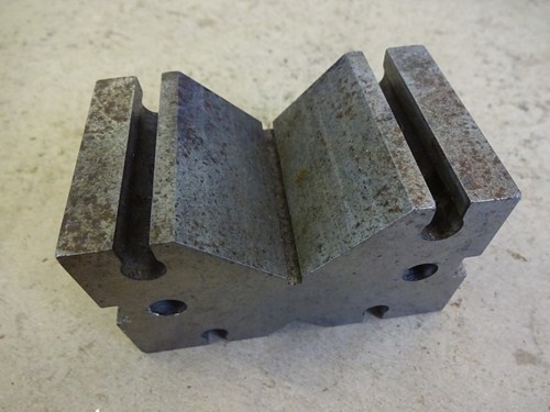 Vee block bilton - vee, j