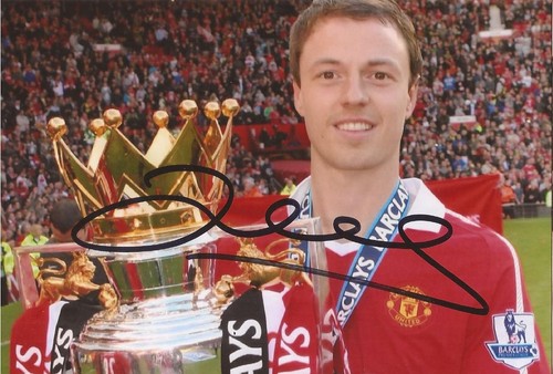 Man united jonny evans signed - evans,