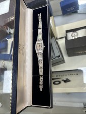 Rare Brooks And Bentley Ladies