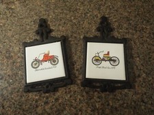 2 ANTIQUE AUTO PLAQUES--Ford's