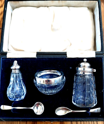 Silver trimmed piece cruet - silver,