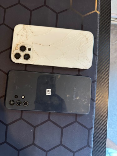 Job lot iphone pro max - 12,