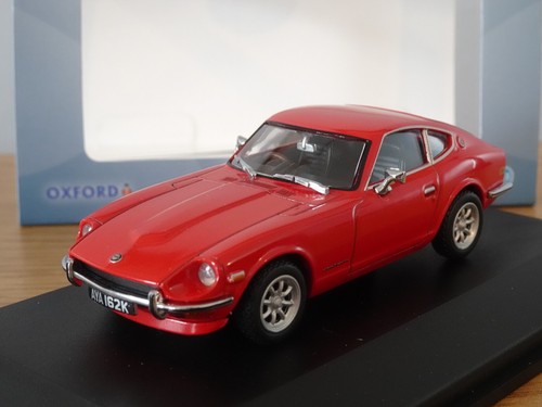 Oxford diecast datsun - oxford,