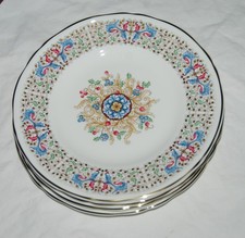 Wedgwood SYMPHONY CHRISTMAS ACCENT dessert or salad plates - set of 5 - 8"