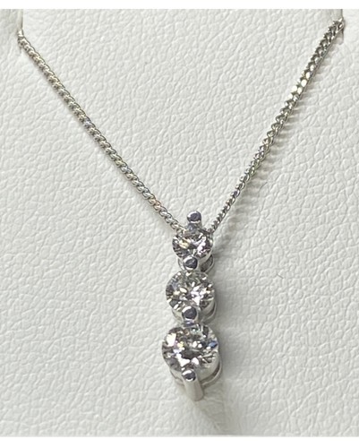 Leo 18ct gold - 18ct, 0.5ct