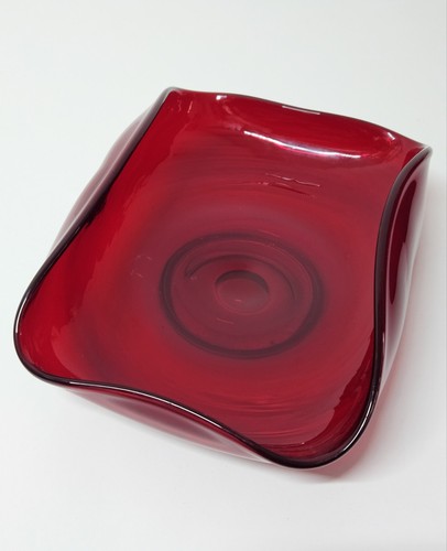 Whitefriars pattern 9169 ruby - whitefriars,