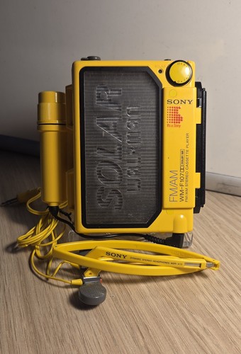 Rare sony f107 solar sports - rare,