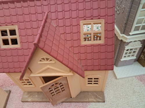 Sylvanian families house comes - house,