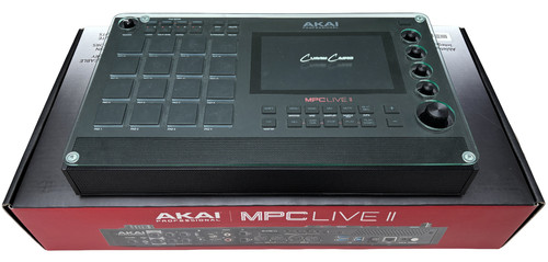 Akai mpc live - /, 2