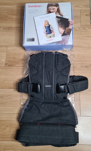 Baby bjorn carrier - baby,