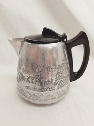 Vintage swan teapot - teapot, etched