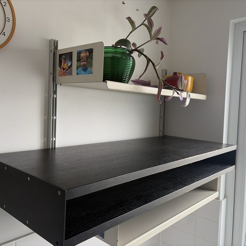 Vitsoe 606 universal shelving - vitsoe,