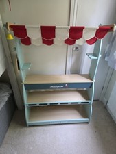 Le Toy Van Honeybake Shop Café Market Stand  excellent christmas present