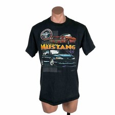 Vintage Ford Mustang Hot 64 black American muscle car Classic Cars t-shirt Large