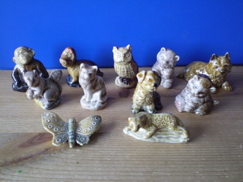 Small collection wade - of, 11