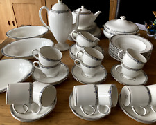 WEDGWOOD AMHERST FINE BONE