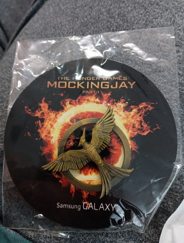 The hunger games - hunger, mockingjay