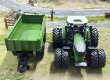 Large Realistic 8 Wheeled Tractor & 4 Wheeled Tipping Dropeside Trailer Set 