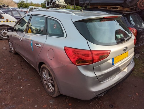 Kia ceed estate wheel - kia, nut