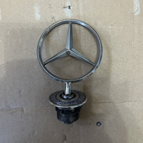 Mercedes benz bonnet raised - benz,