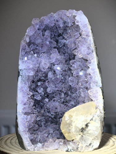 7kg large amethyst - amethyst, geode