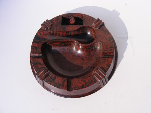 Vintage red art deco bakelite - art,