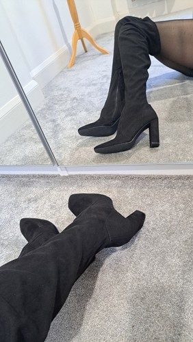 Asos black faux suede block - black,