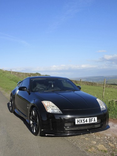 Nissan 350z coupe manual - coupe,