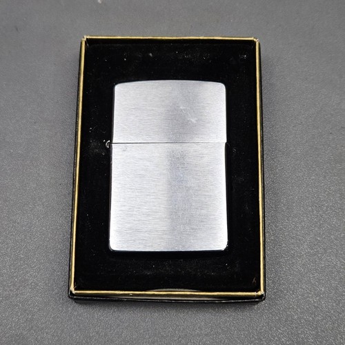 Vintage 1996 zippo - vintage,