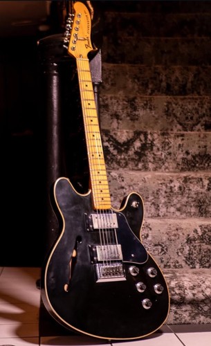 Fender starcaster 1975 black - -,