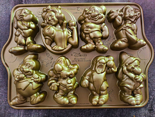 Nordic ware disney snow white - ware,