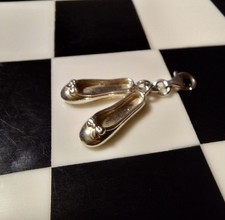 Thomas Sabo Shoes Pair Slippers Bow Ballet Dance Fashion Silver Charm Pendant 