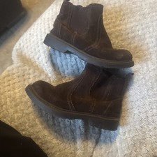 Kids Size 9 Ugg Boots  Eur