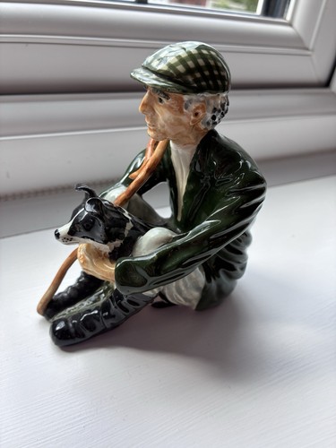 Shebeg pottery seated - shebeg,