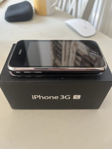 Apple iphone 3gs 16gb black - 16gb,