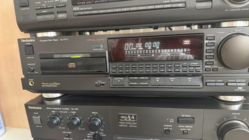 Technics compact disc player - disc,