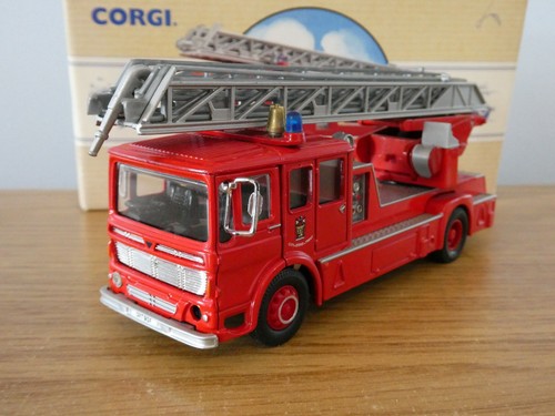 Corgi staffordshire stoke aec - corgi,