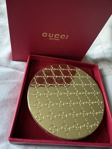 Gucci parfums gold compact - gucci,