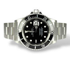ROLEX Submariner Date - 16610